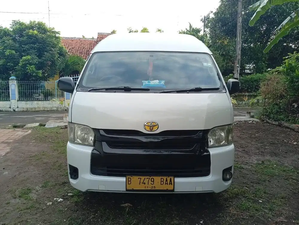 Dijual Unit Toyota HIACE 2015 Commuter 2.5 Manual