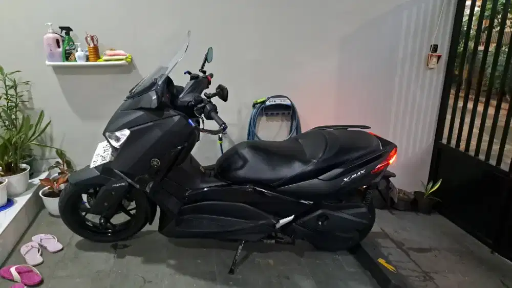 DIJUAL YAMAHA X MAX SIMPANAN LOW KM 2.614.. MULUS .