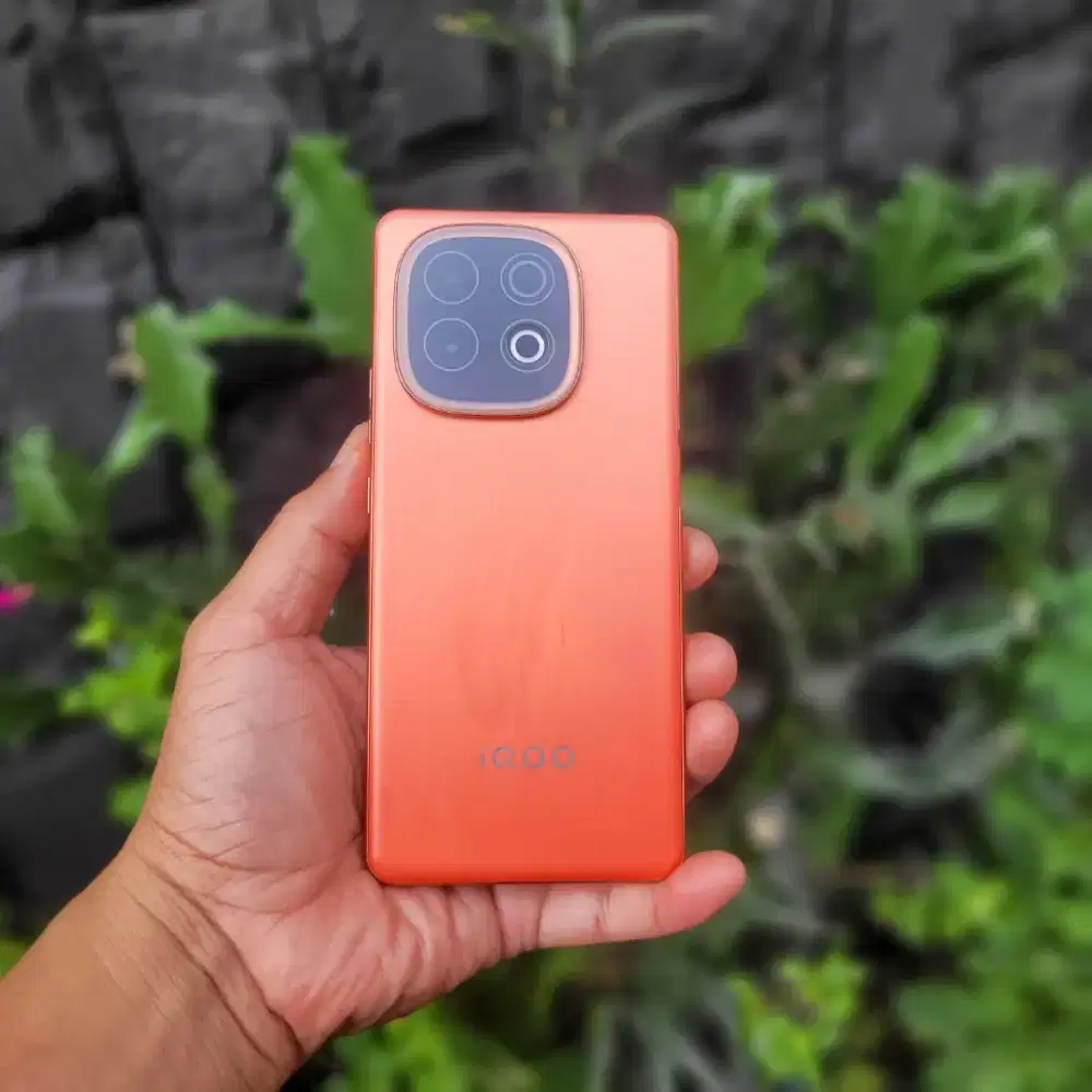 Iqoo Neo 10 16/512 seri tertinggi second rasa baru