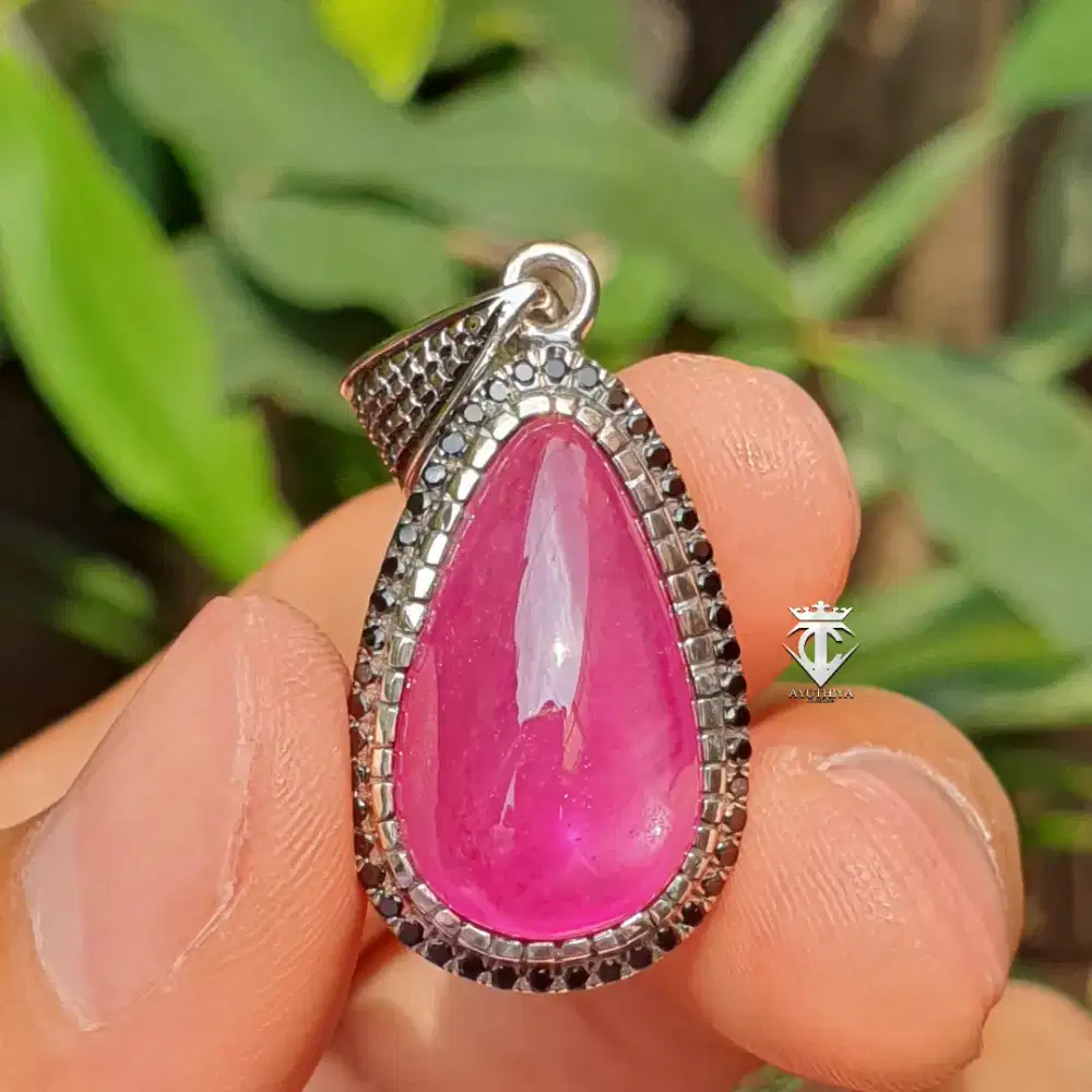 Batu Natural Liontin Pendant Ruby Madagascar 18.58 Ct CGL Memo