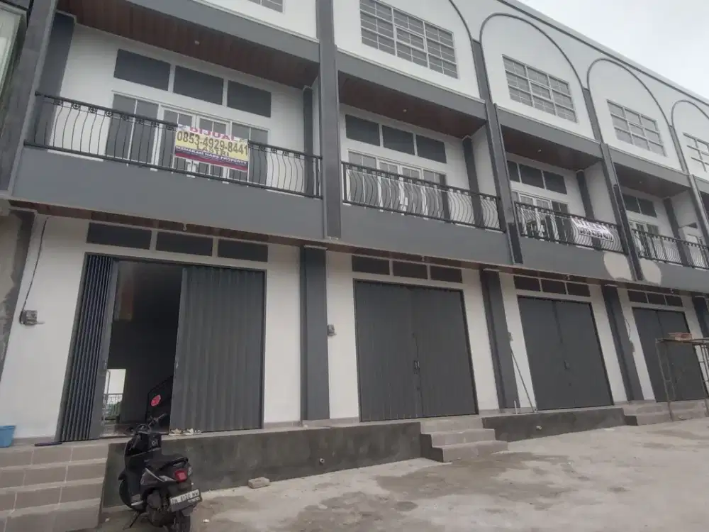 Dijual 3 Ruko tengah kota jl. Beller