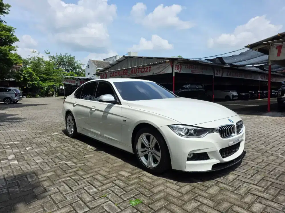 Jual Cepat BMW 320i F30 Sport 2014 Auto Matic Putih MPerformance