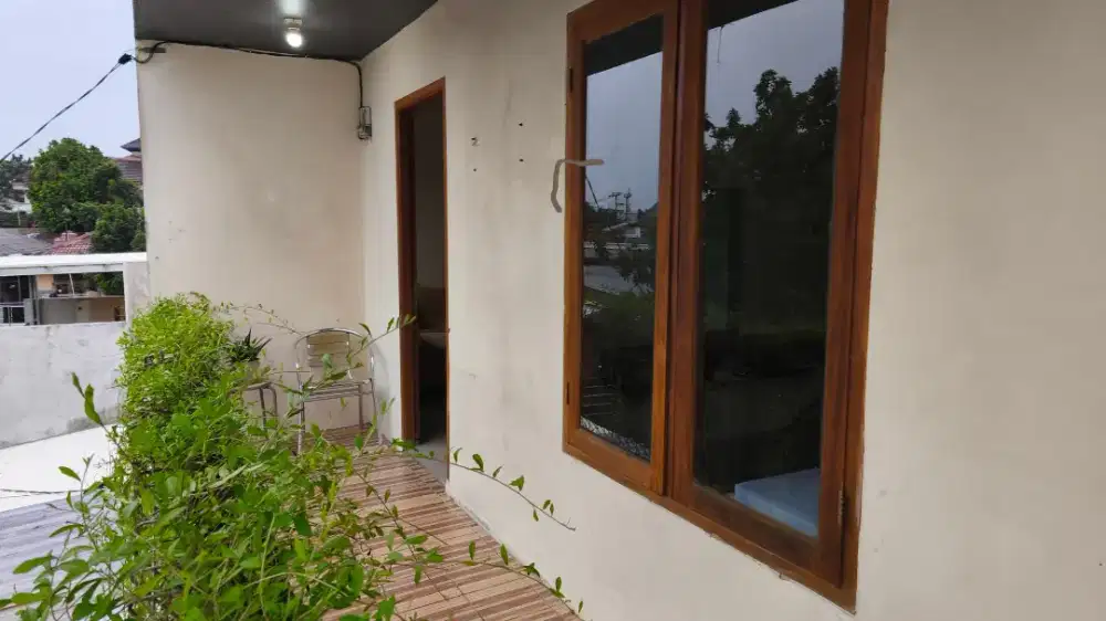 Kontrakan Rumah (Lantai Atas) Dekat Ul Kukusan, Beji, Depok