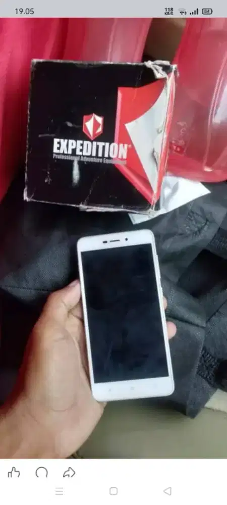 Di jual hp android xiomi a 4 minus mati yg lain bgs wa dan hp aja