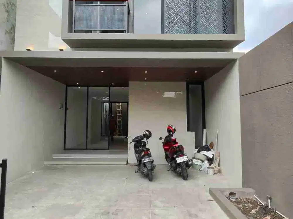 DIJUAL RUMAH MEWAH KONTEMPORER MODEREN DEKAT STADION MAGUWOHARJO