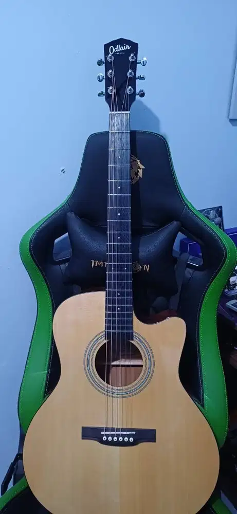 Odlair Sirius with Fishman Muluuus