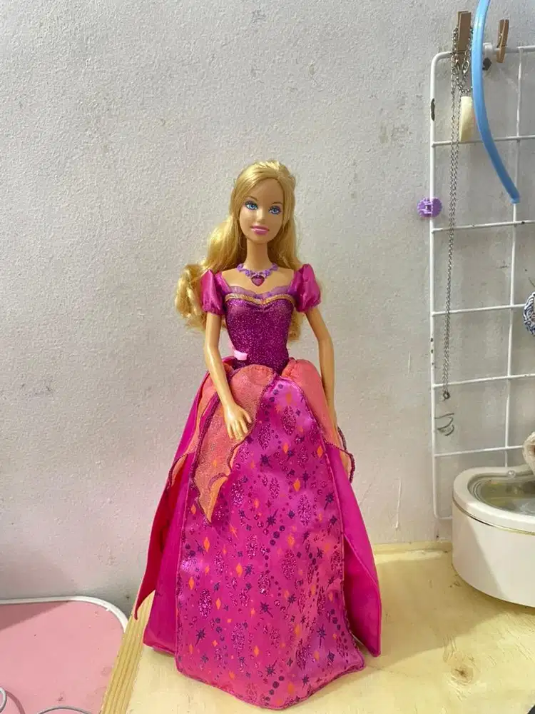 Barbie Diamond Castle Liana Preloved