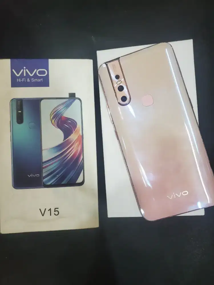 Vivo v15 ram 8/256 JUAL BU