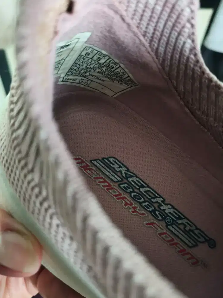 Sepatu Skechers Original