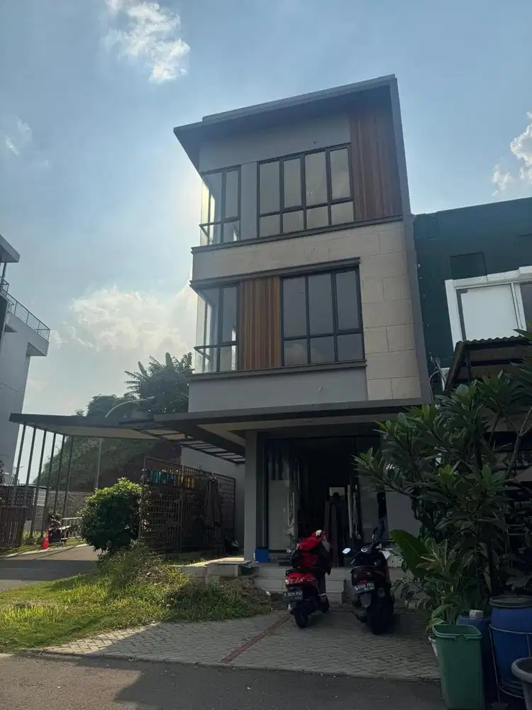 Dijual ruko 3 lantai posisi hook di lokasi terdepan dan ramai