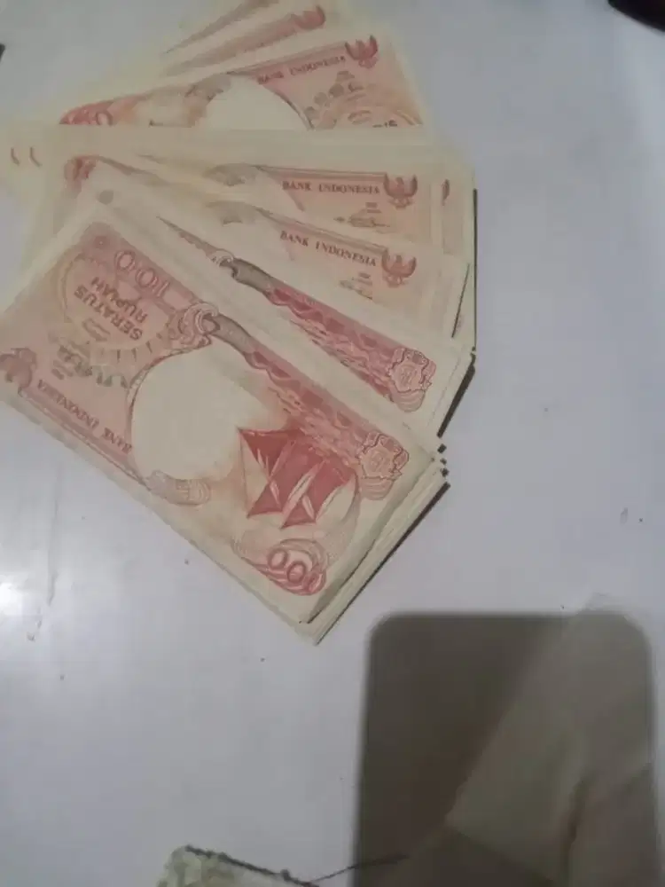 MONGGO YANG CARI UANG KUNO