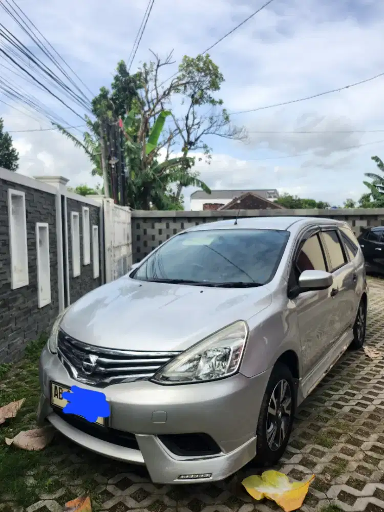 Di jual Grand Livina milik pribadi