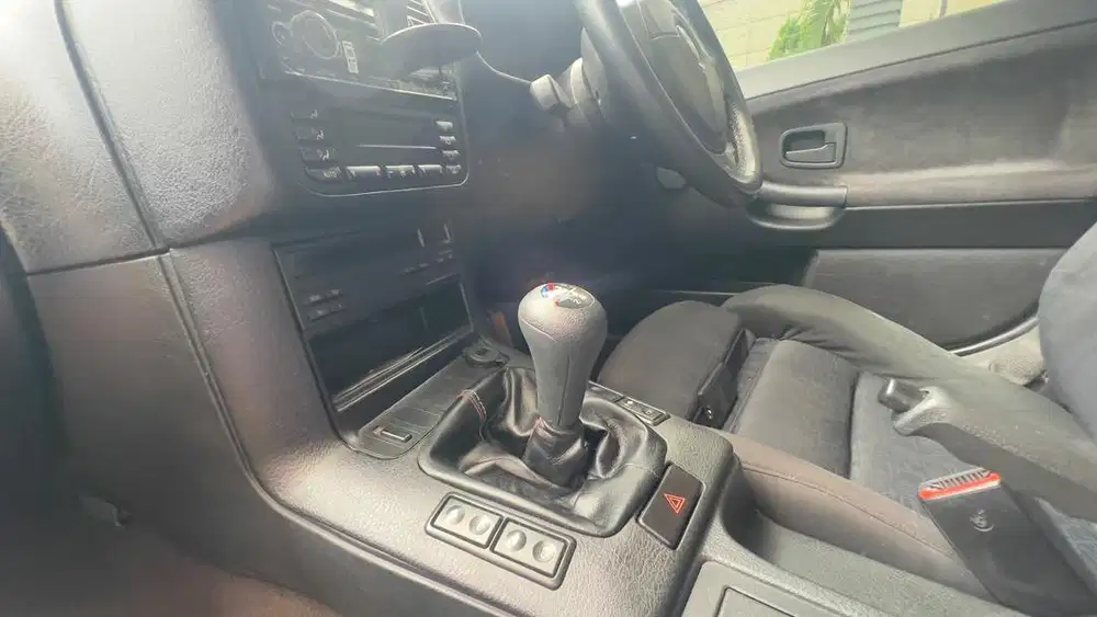 BMW 323i E36 1997 Silvee MT