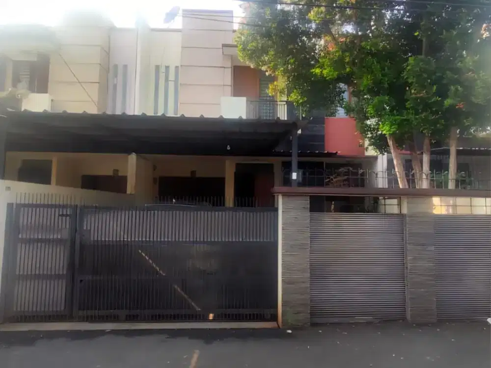 Rumah Lokasi Strategis di Kalibata Pancoran Jakarta Selatan Dijual Murah Siap Huni