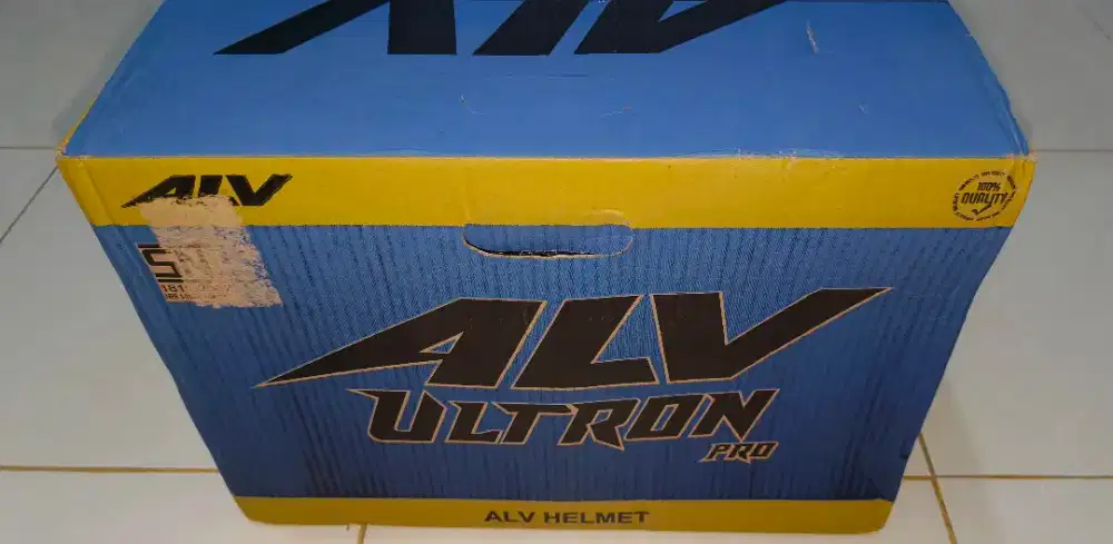 HELM ALV ULTRON PRO + BONUS INTERKOM