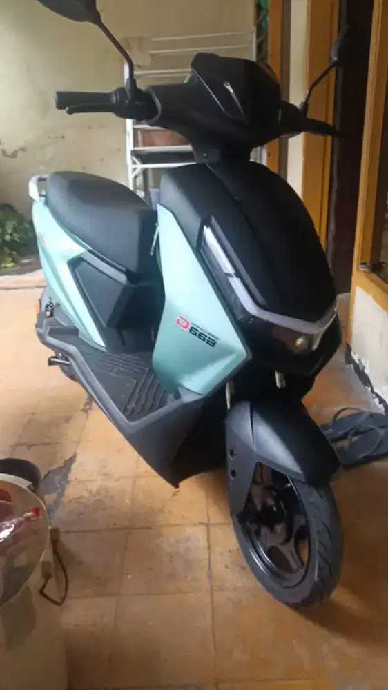 SEPEDA LISTRIK UWINFLY D66B