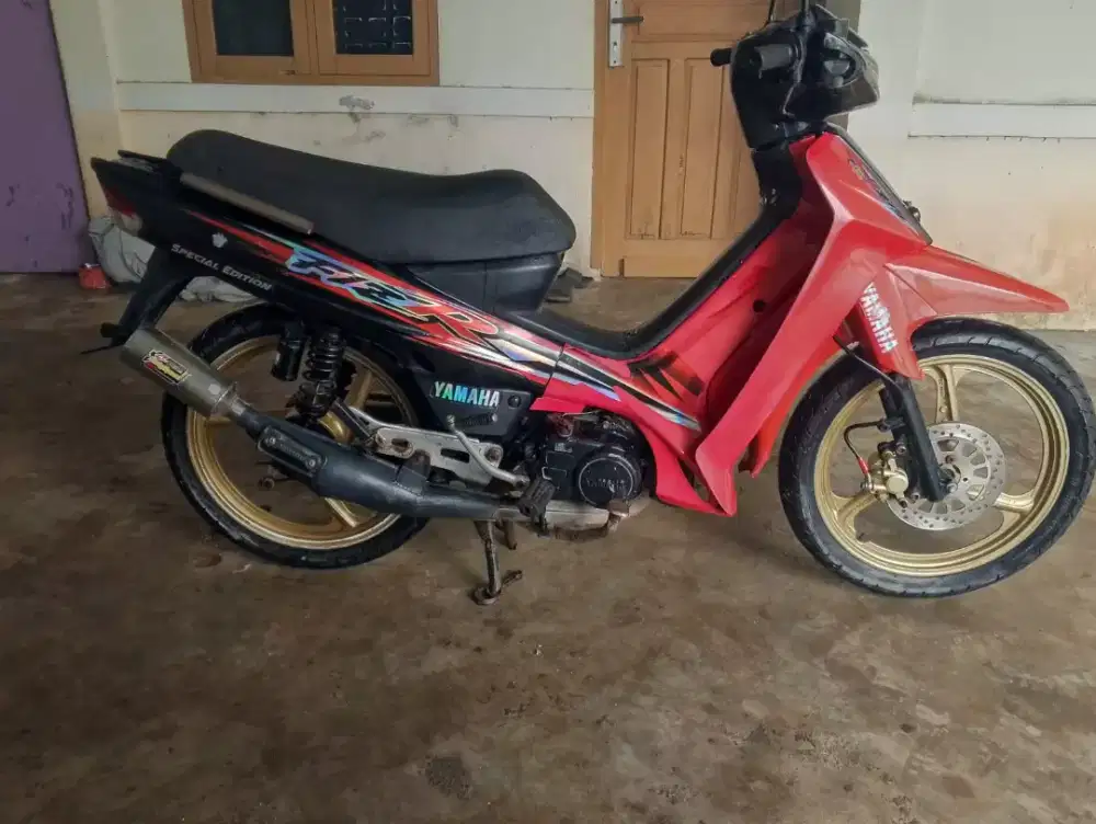 fizr 2004 jual cepat bae