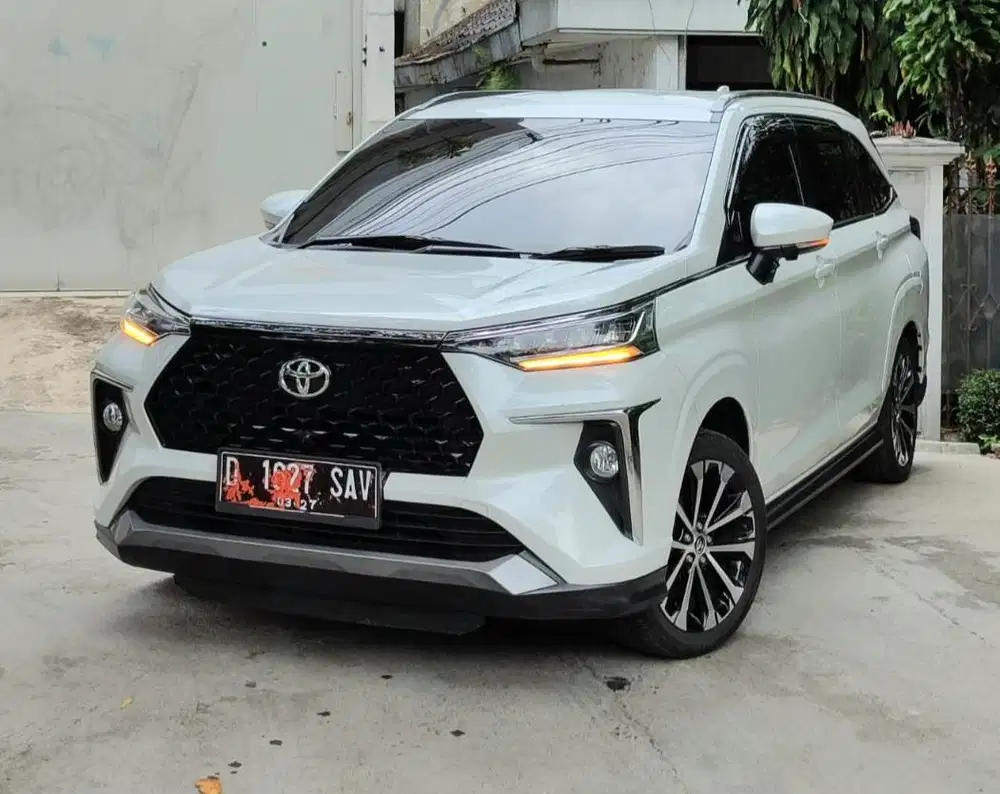 New VELOZ Q TSS 1.5 AT 2022 LowKM 28rb RECORD TOYOTA BAMDUNG