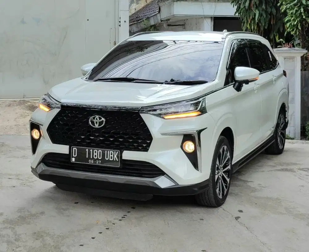 New VELOZ Q 1.5 AT 2022 LowKM 13rb FACELIFT RECORD TOYOTA BANDUNG