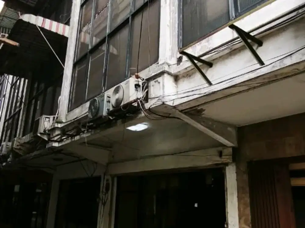 Jl Basuki Rahmat Surabaya