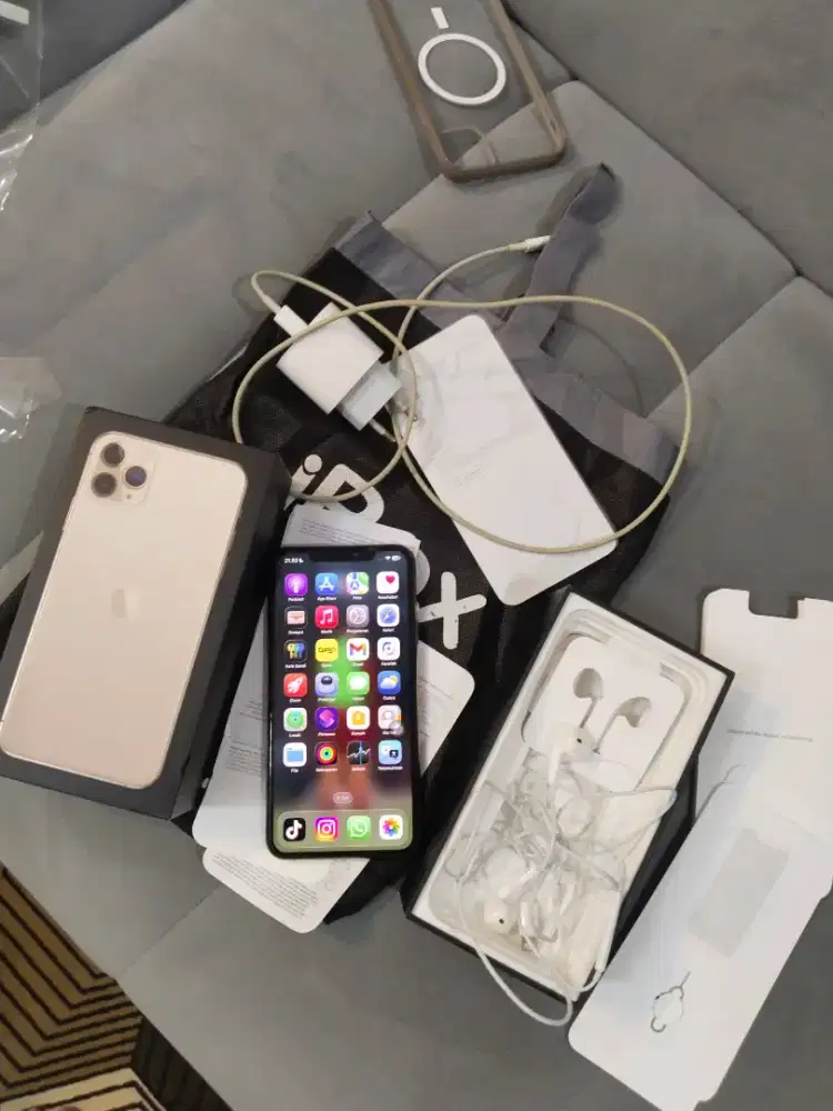 Iphone  11 promex 256 fullset ibox