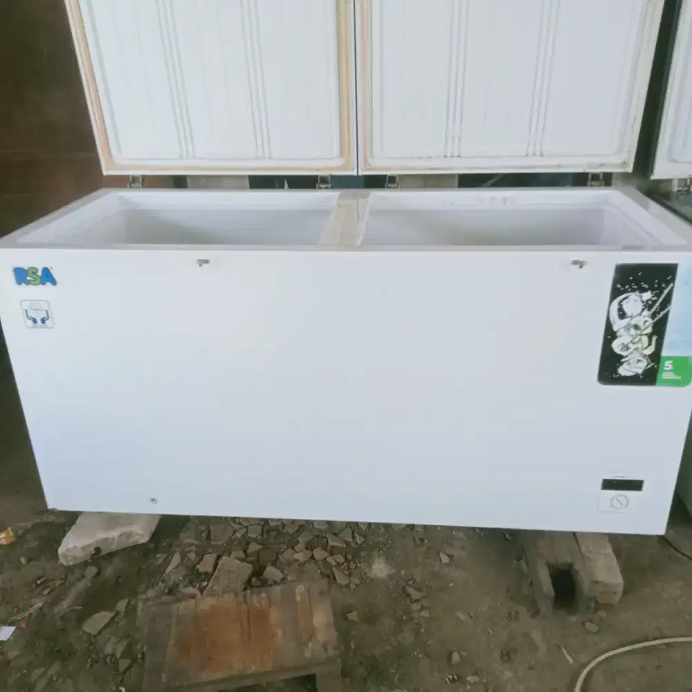 Jual frizer box ukuran 600L