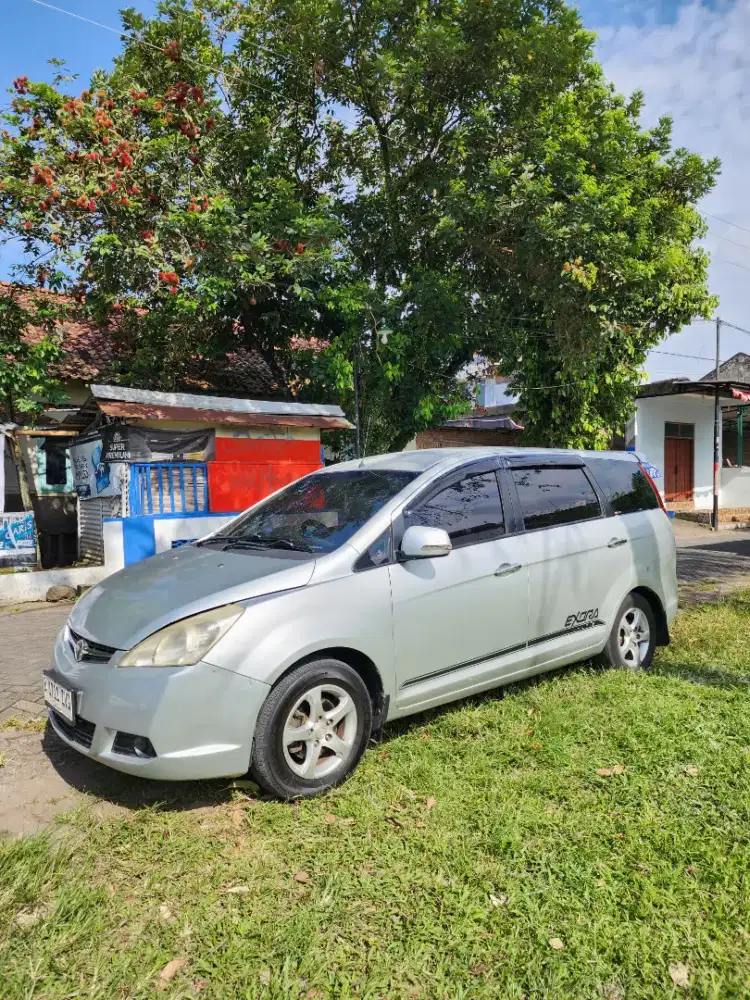 Proton Exora MT 2010