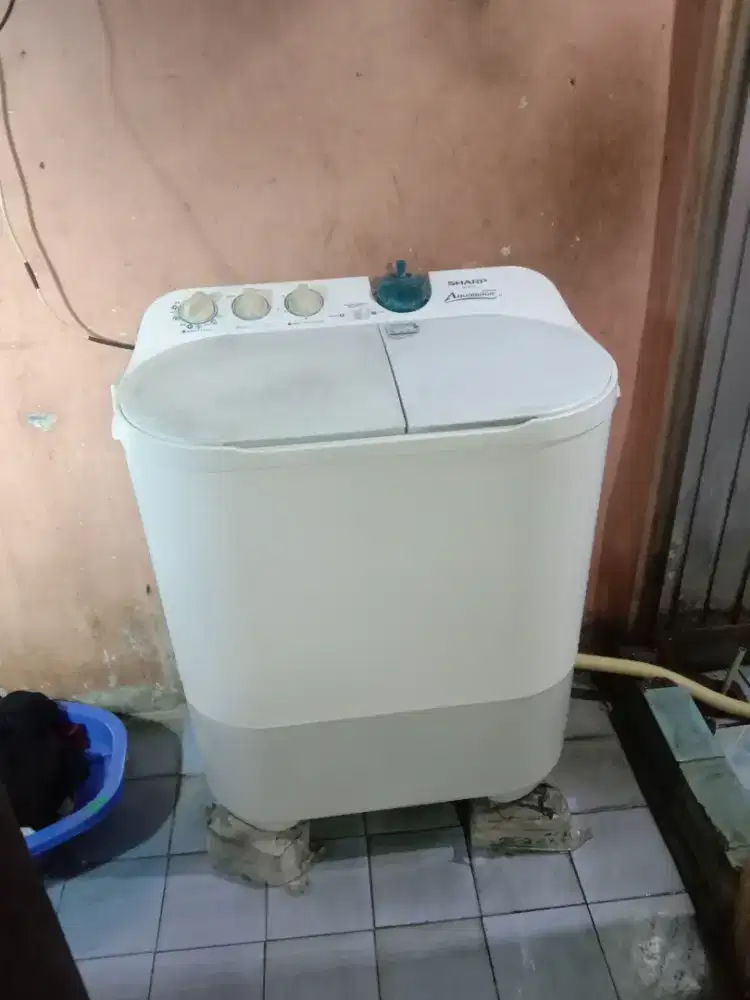 Mesin cuci 2 tabung Sharp 8kg