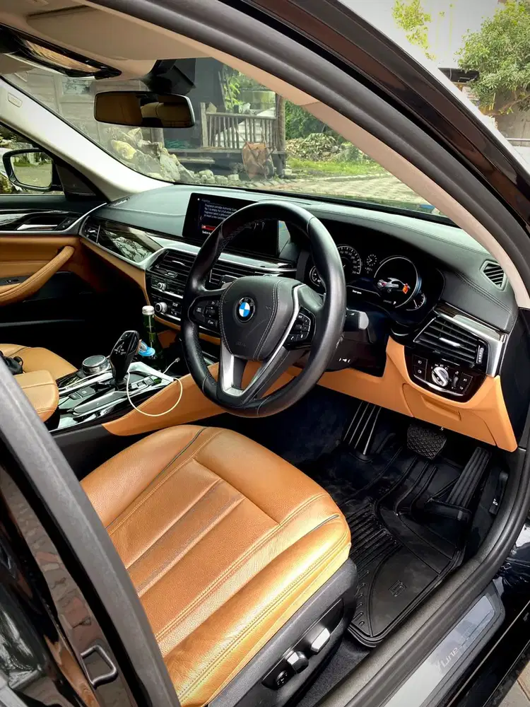BMW 530i 2018 Bensin