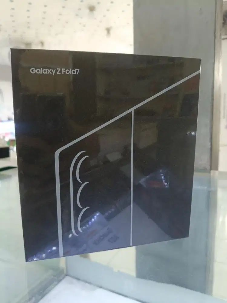 Samsung Galaxy Z fold 7 12/512 GB