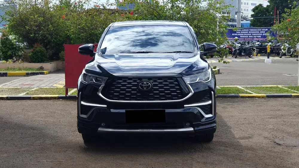 Toyota Kijang Innova Zenix Q Hybrid 2.0 Modelista TSS 2023 Like New