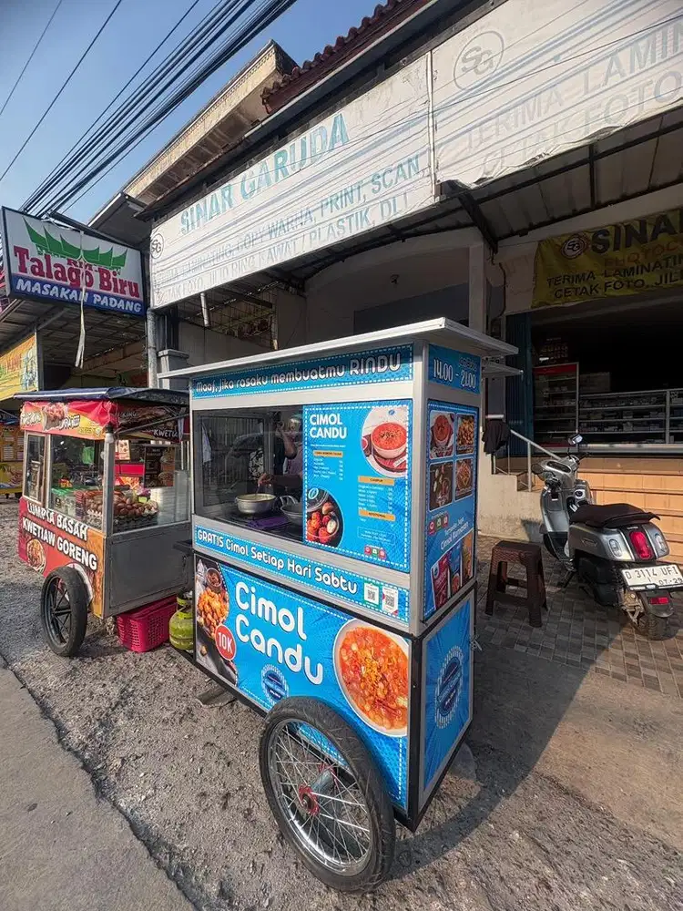 Lowongan Pekerjaan Crew Pedagang Jaga Stand Cimol Candu Permata Cimahi
