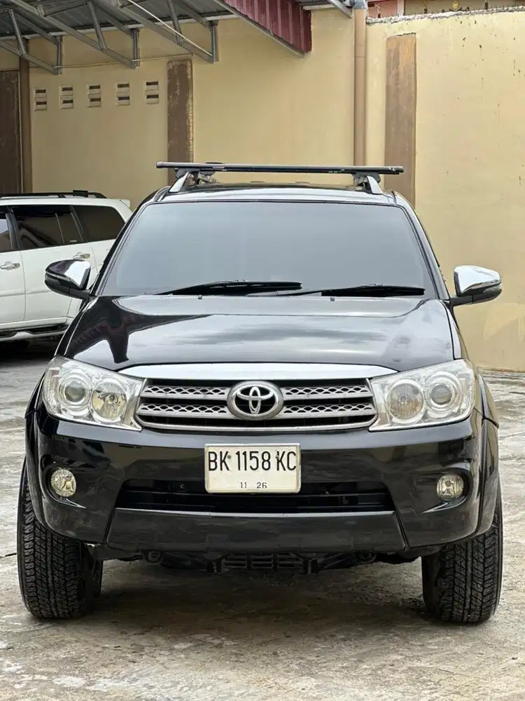 Toyota Fortuner 2.5 G manual 2010