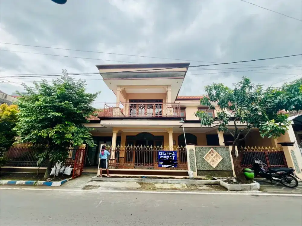 Rumah Besar ikan Piranha Tanjung Sekar Kota Malang