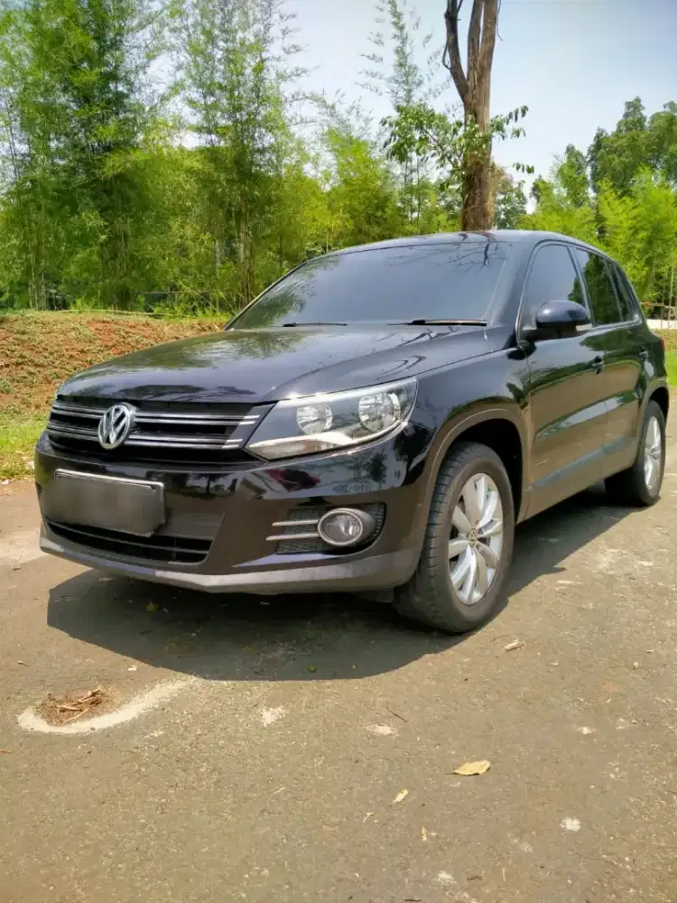 VOLKSWAGEN TIGUAN 1.4TSi A/T 2013 HITAM ODO 9000KM ORIGINAL SIMPANAN !