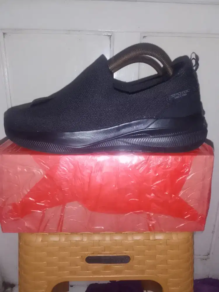 Spotec arden slip on