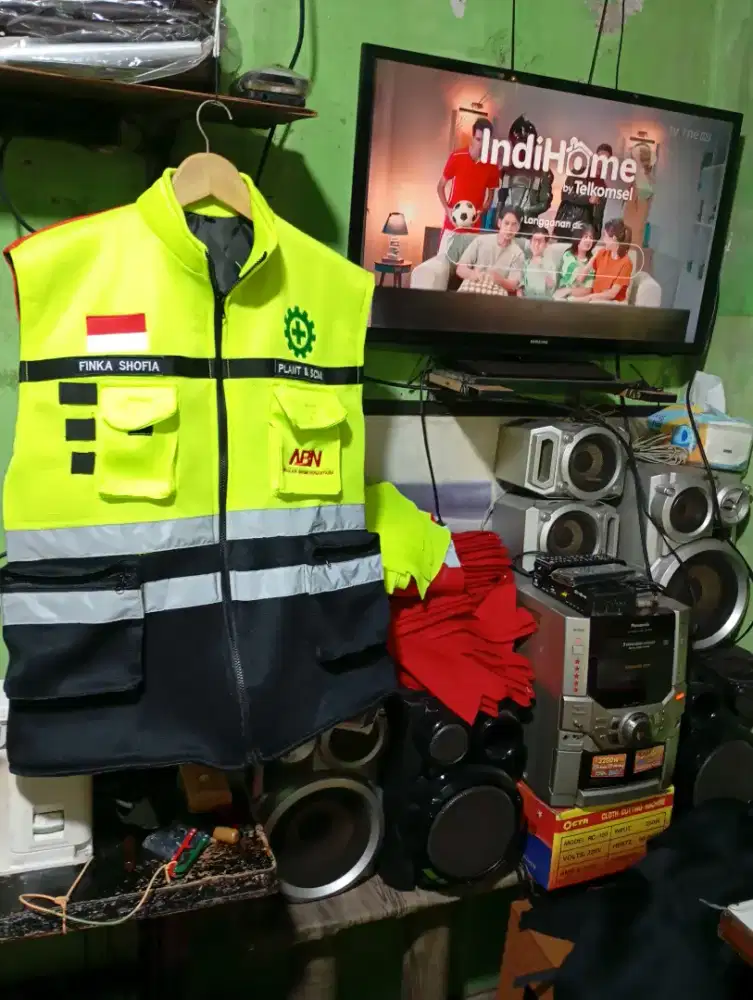 Trima jasa pembuatan pakaian