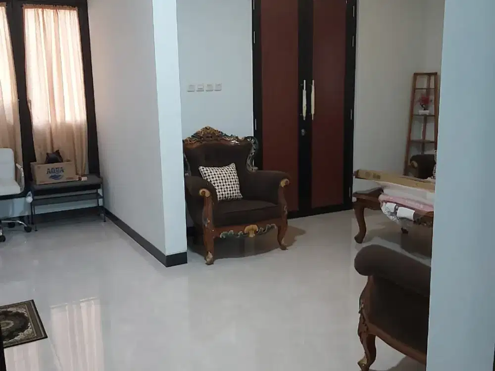 Rumah 2 Lantai, Luas 200m2, Rapi Di Gading Griya Lestari