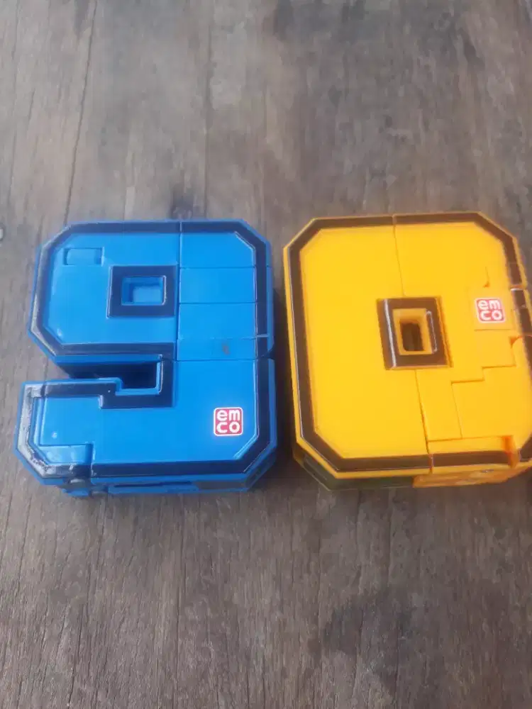 Mainan anak transformer