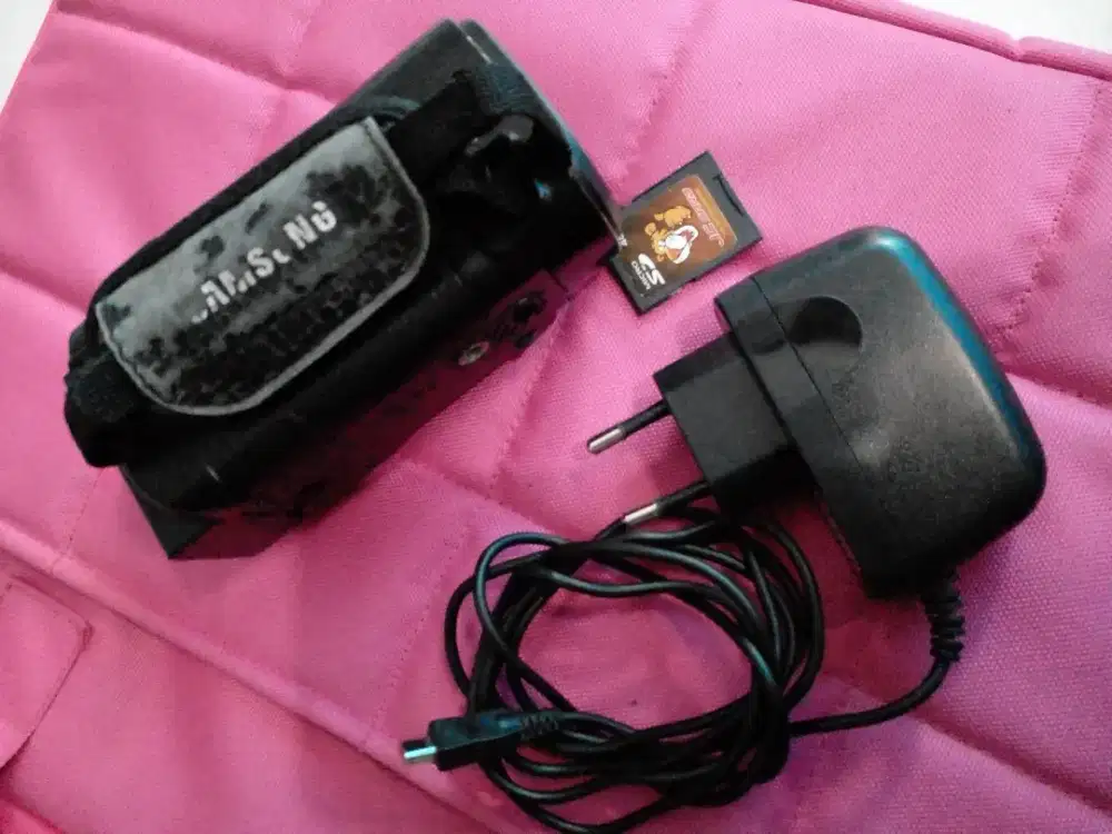 Jual kamera handycam Samsung minus sperti difoto jual apa adanya