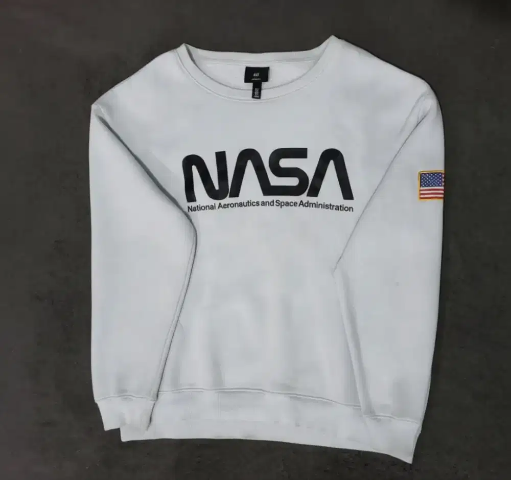 CREWNECK H&M NASA NAVY