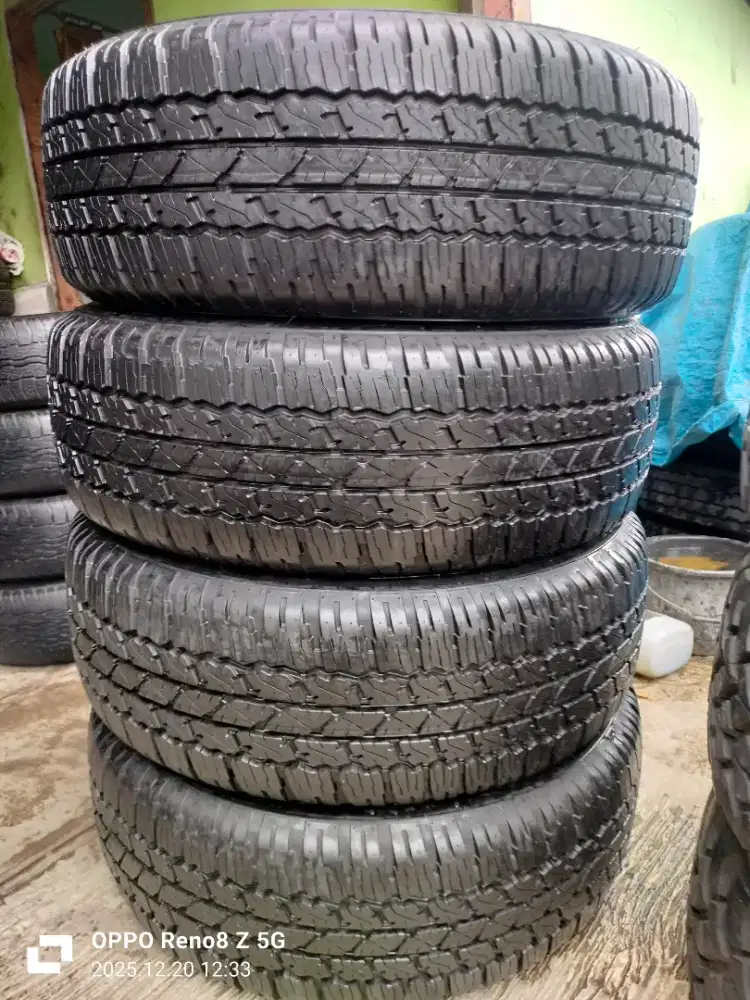 Jual ban copotan mrek Bridgestone dueler A/T ukuran 265 65 R17 kond 90