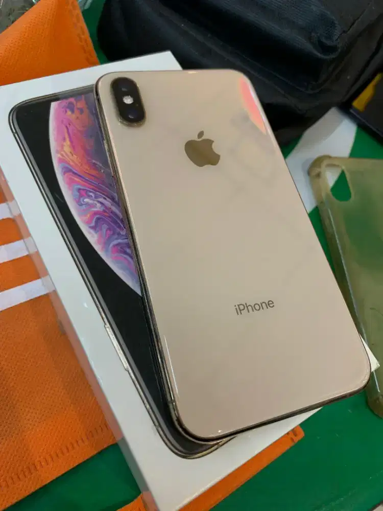 iPhone Xs 64GB All Operator