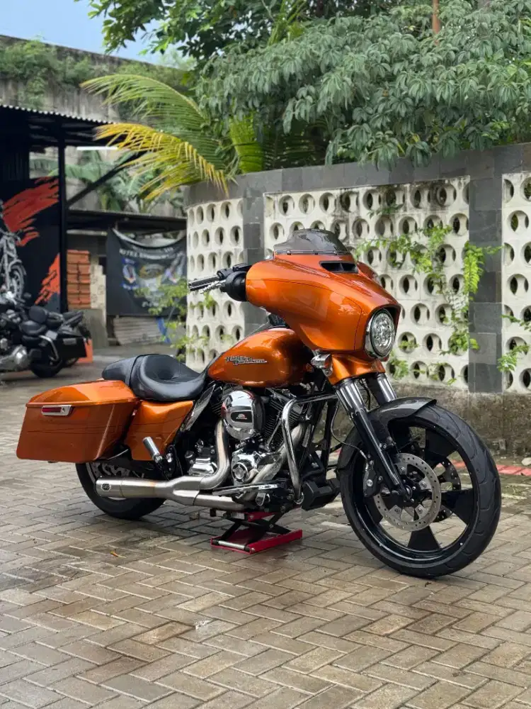 SG StreetGlide Special Rushmore Km8rb Original Colour Full ACC Likenew