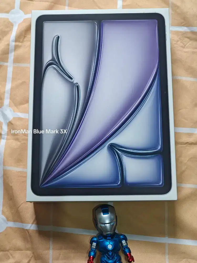 iPad Air 7 M3 11 inch 128gb Wifi only Space Gray BNIB Baru Green peel