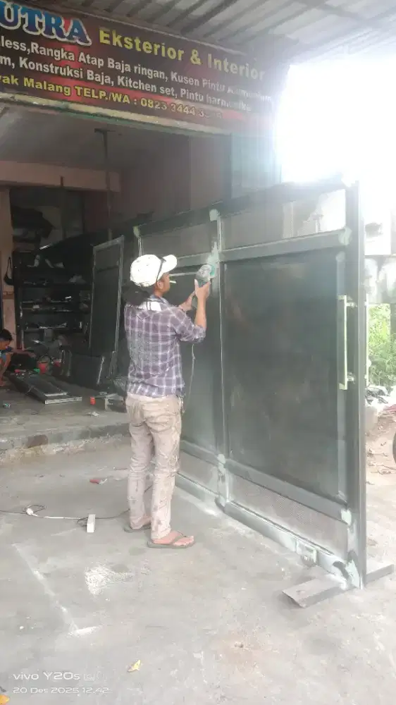 Pagar kanopi teralus