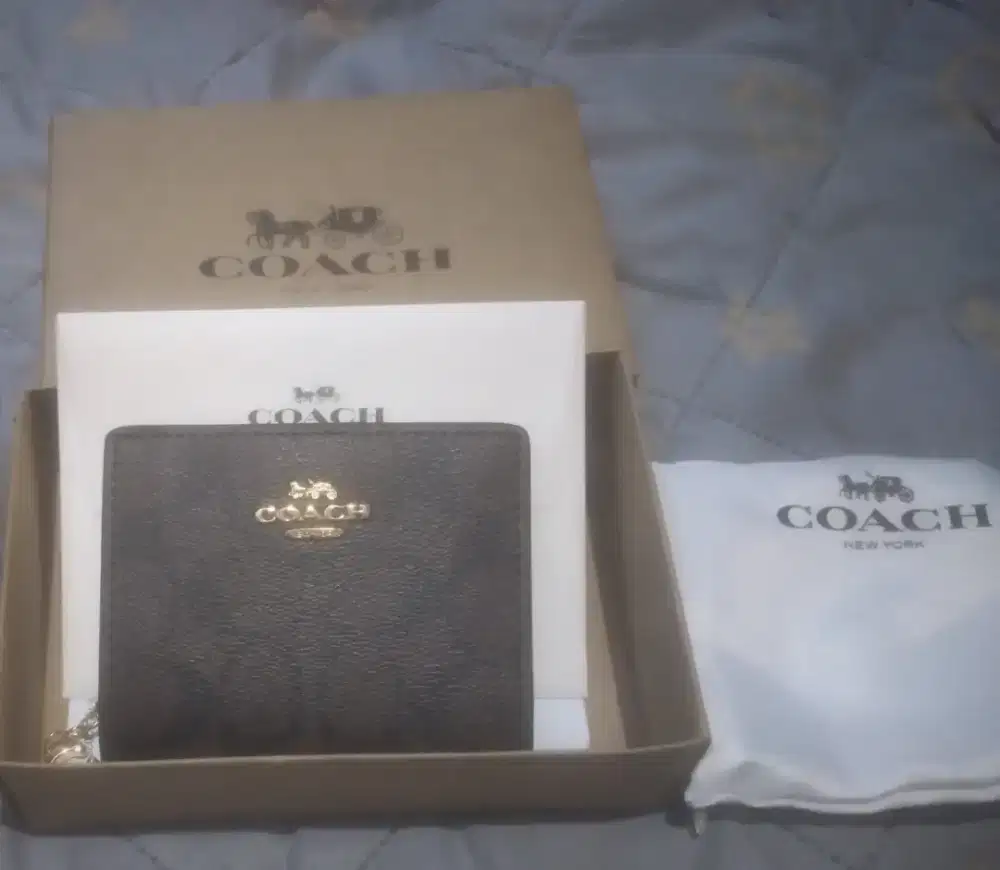 Dompet coach dari brown