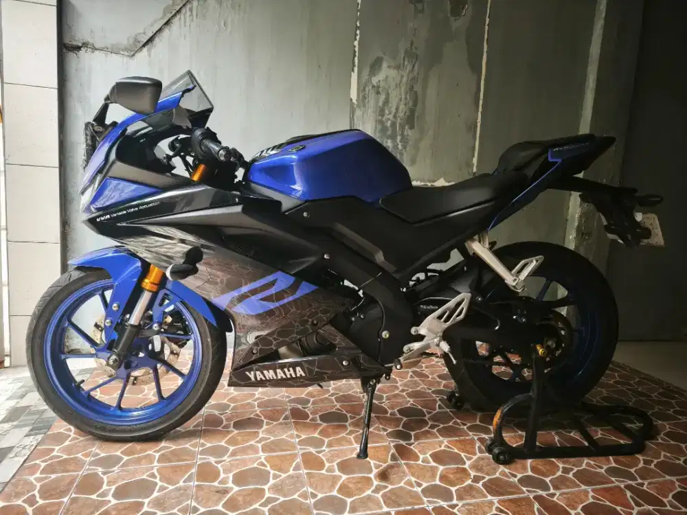 R15 V3 tahun 2019 low km
