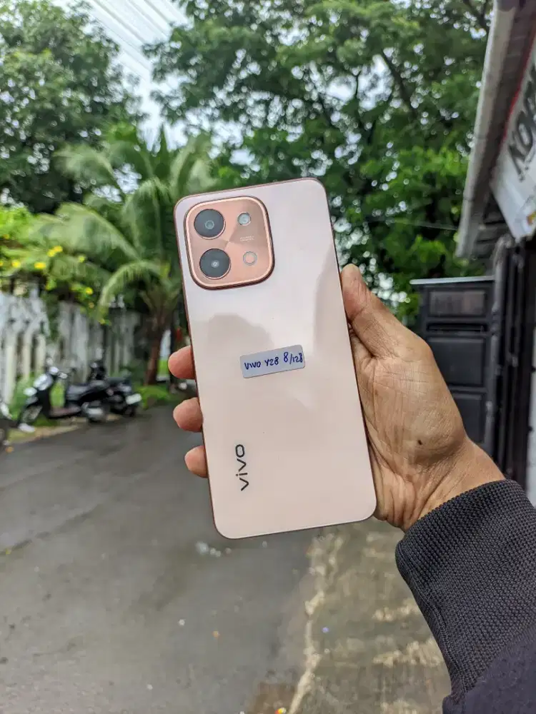 Vivo Y28 ram 8/128GB lengkap normal no mines mulus