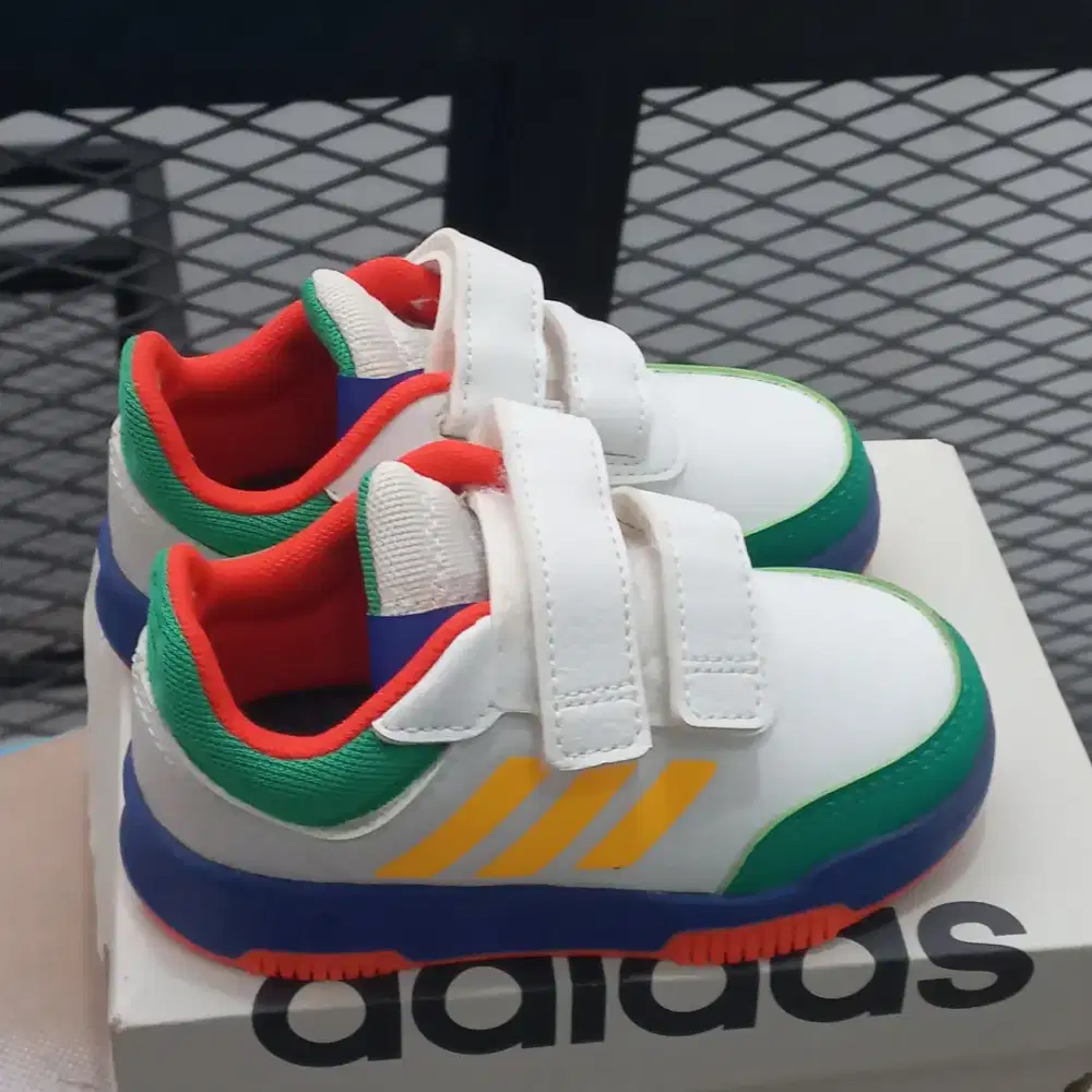 Sepatu Anak ADIDAS Tensaur Sport 2.0 size 6